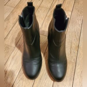 Divided Women's Boots